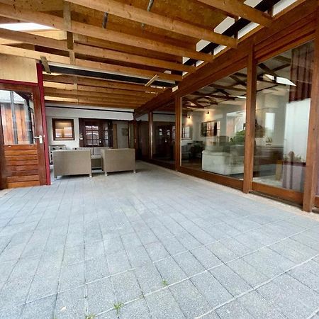 BeejMig Villa Arcen Buitenkant foto