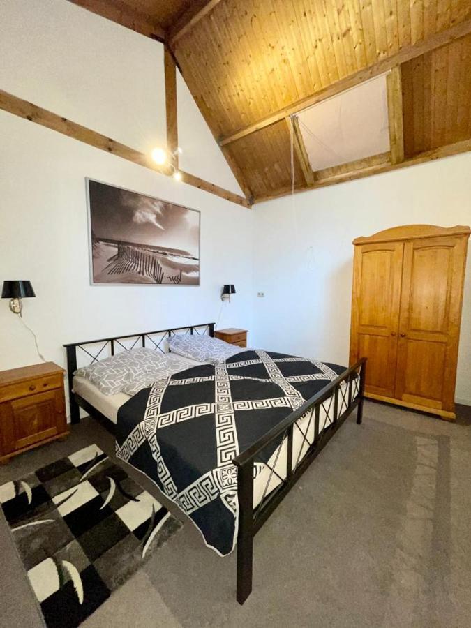 BeejMig Villa Arcen Buitenkant foto